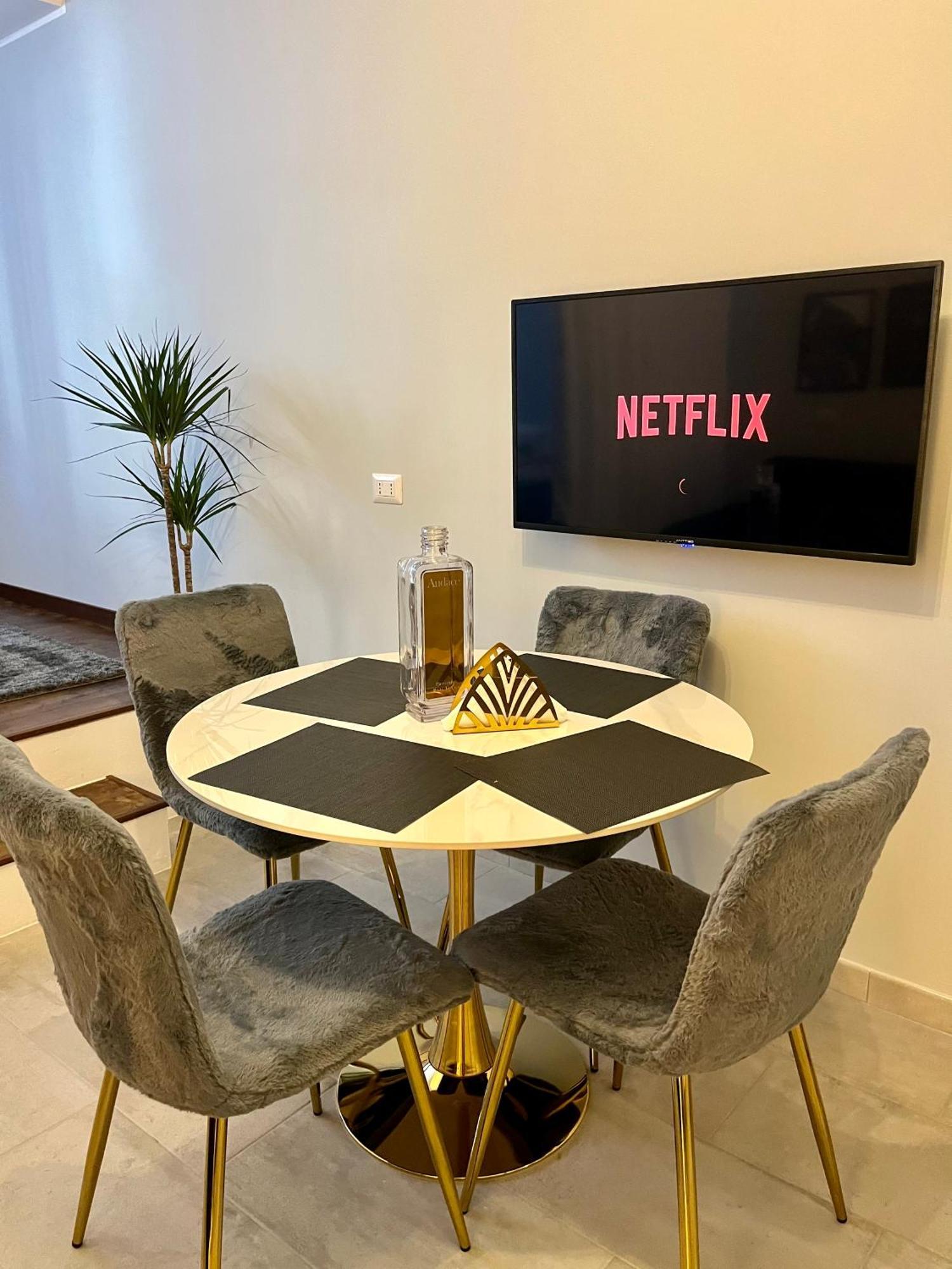 Вилла Residenza Elegante - A 5 Fermate Dal Duomo Милан Экстерьер фото